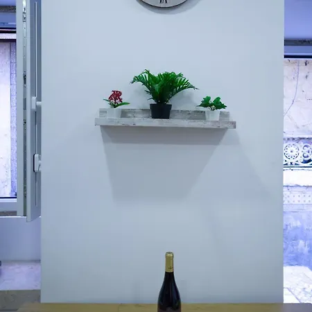 Cozy & Modern Retreat In ליסבון